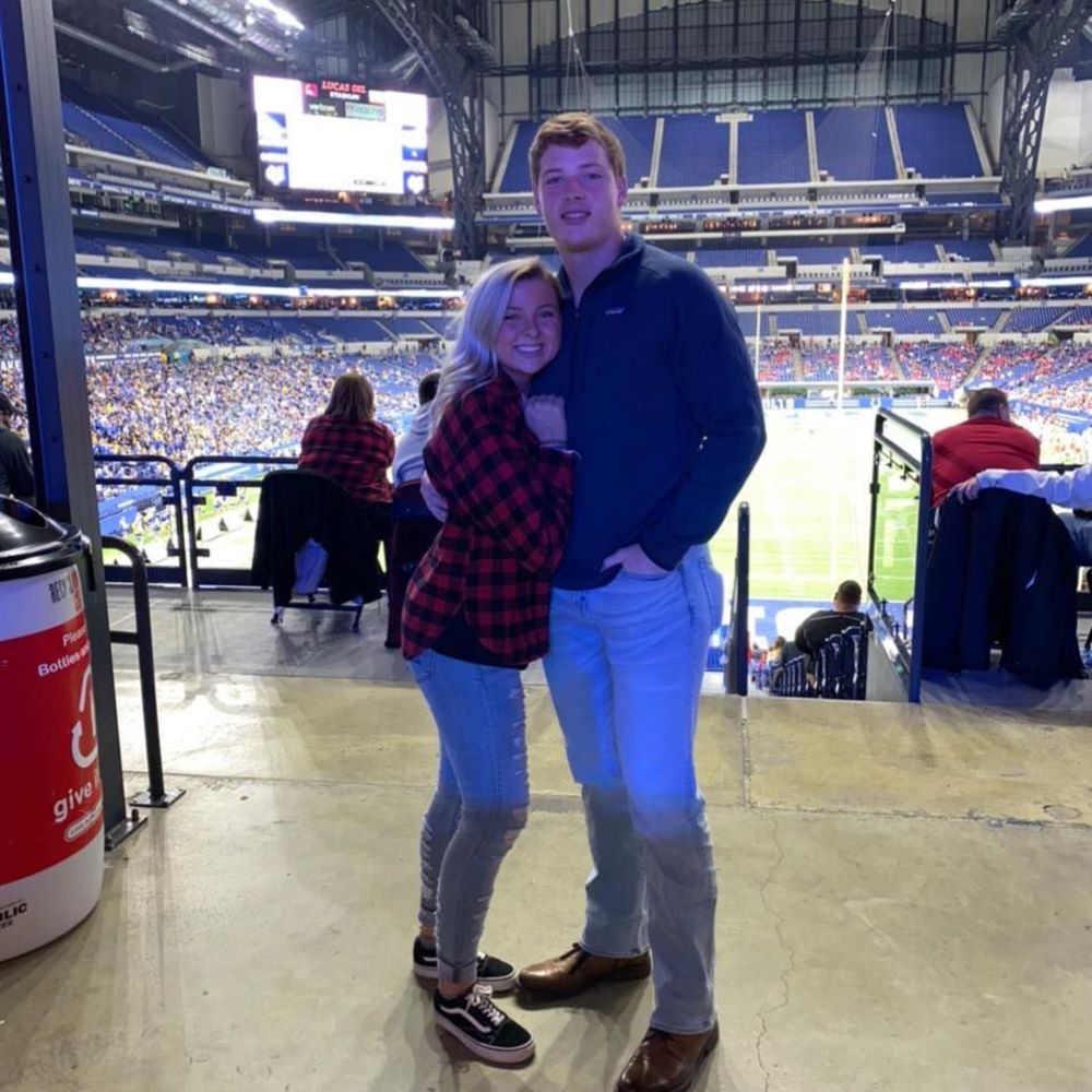 Meet your Posher, Logan